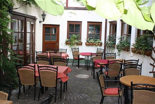 Landhotel Krone Königsbach-Stein Eksteriør billede